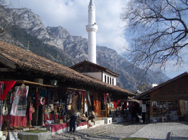 Albanian market of traditional products